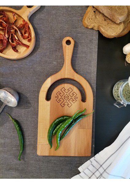 Ahşap Lüx Doğrama Tahtası Sert Kayın Ağacı Akrep Kilim Temalı