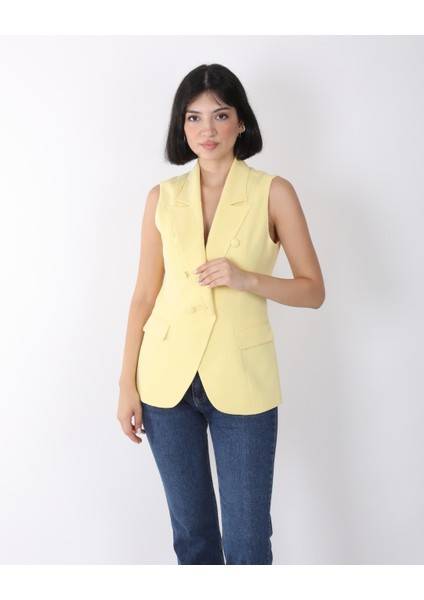 Kadın Sarı Düğme Detaylı Blazer Yelek fırsatları
