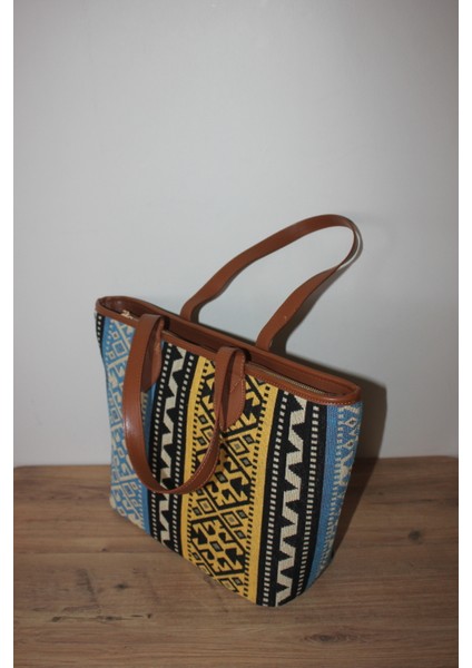 Otantik Desen Kadın Omuz Çantası Kula Model Kulaçantam3