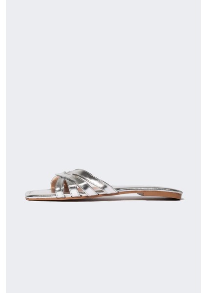 Kadın Düz Taban Suni Deri Terlik C3718AX24HS modelleri