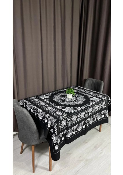 Siyah Zemin Beyaz Etnik Desenli Masa Örtüsü – 170X170 Cm, Kolay Temizlenebilir, Yıkanabilir