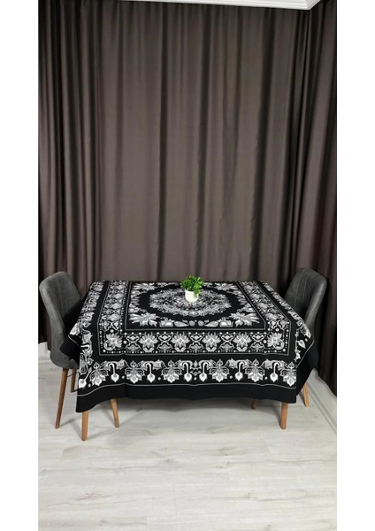 Siyah Zemin Beyaz Etnik Desenli Masa Örtüsü – 170X170 Cm, Kolay Temizlenebilir, Yıkanabilir fiyatları