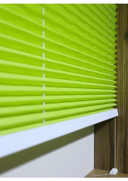 Yeşil Plise Katlanır Cam Balkon Perdesi - Ofis Perdesi - Ev Perdesi - Salon Perdesi - Plise Perde modelleri