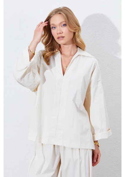 Kadın Taş Derin V Yakalı Dirsek Kol Salaş Gömlek