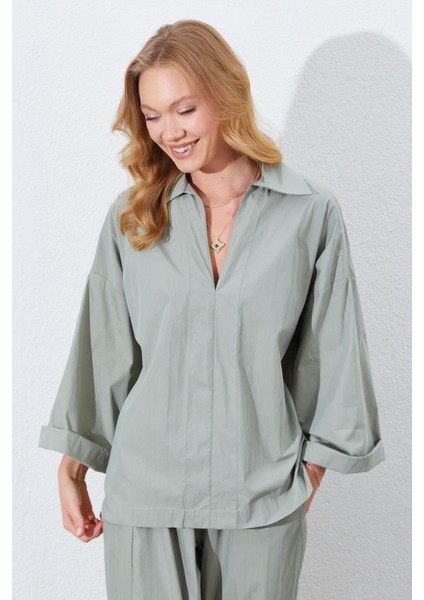 Kadın Çağla Derin V Yakalı Dirsek Kol Salaş Gömlek fırsatları