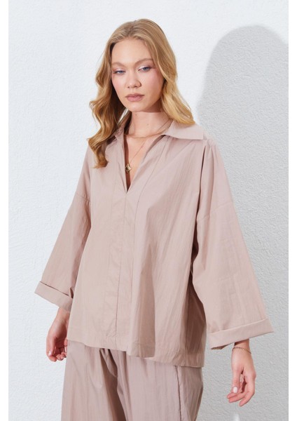 Kadın Vizon Derin V Yakalı Dirsek Kol Salaş Gömlek modelleri