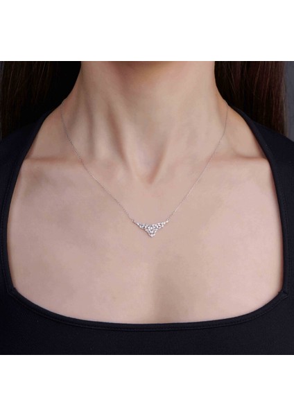 Baget Taşlı Beyaz Altın Kolye fiyatları