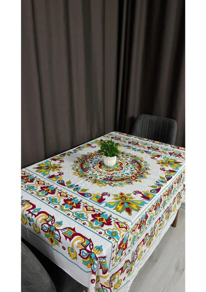 Beyaz Zemin Renkli Etnik Desenli Masa Örtüsü – 170X170 Cm, Dijital Baskılı, Yıkanabilir modelleri