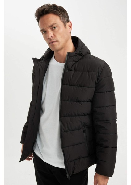 Su İtici Şişme Mont Slim Fit Dar Kesim Kapüşonlu Fermuarlı Cepli Astarl R0216AZ24AU