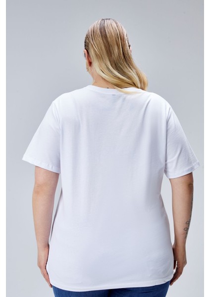 Curve Büyük Beden Beyaz Boyfriend Bisiklet Yaka Yırtmaçlı Pamuk Örme T-Shirt