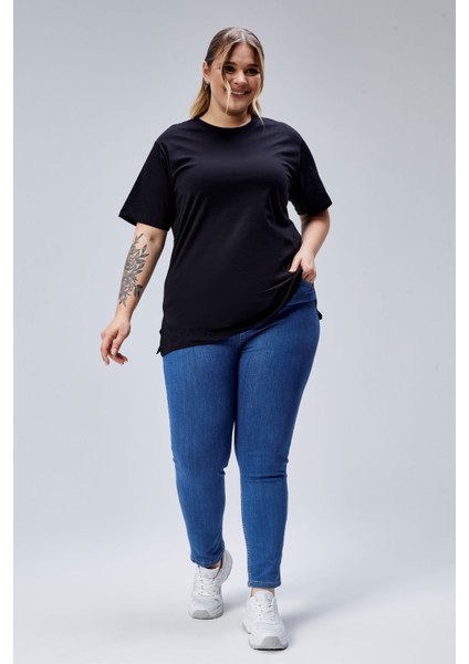 Curve Büyük Beden Siyah Boyfriend Bisiklet Yaka Yırtmaçlı Pamuk Örme T-Shirt fırsatları