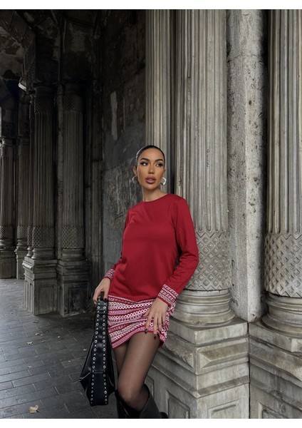 Kadın Uzun Kollu Bisiklet Yaka Kol Ağzı ve Etek Ucu Baskılı Iki Iplik Elbise indirimleri