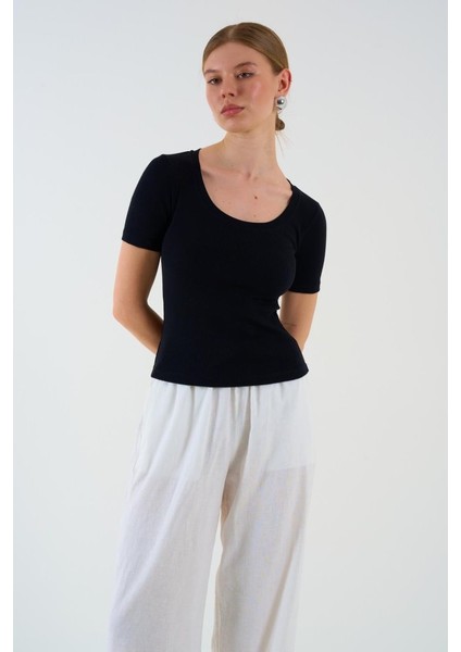 Kısa Kollu T-Shirt - Siyah