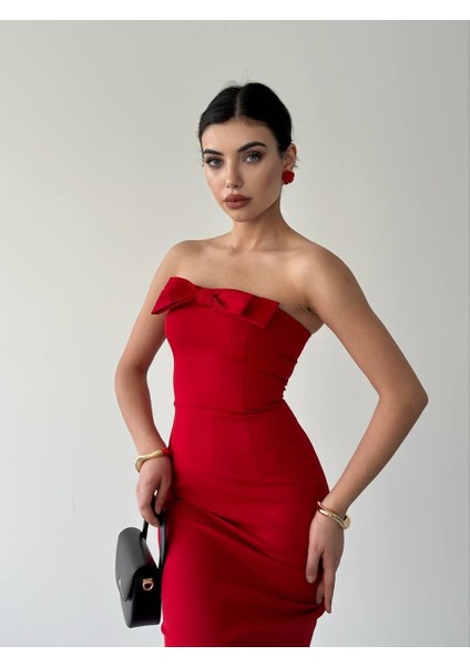 Önü Kurdaleli Kaelm Elbise