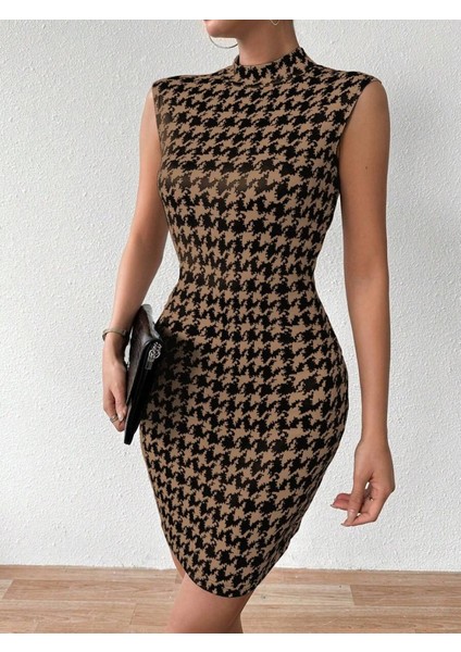 Kadın Yarı Balıkçı Yaka Kolsuz Desenli Kısa Dalgıç Elbise fiyatları