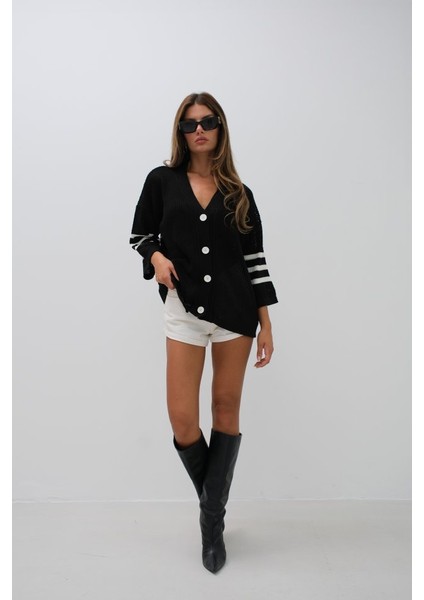 Sırt Baskılı Ajurlu Hırka indirimleri