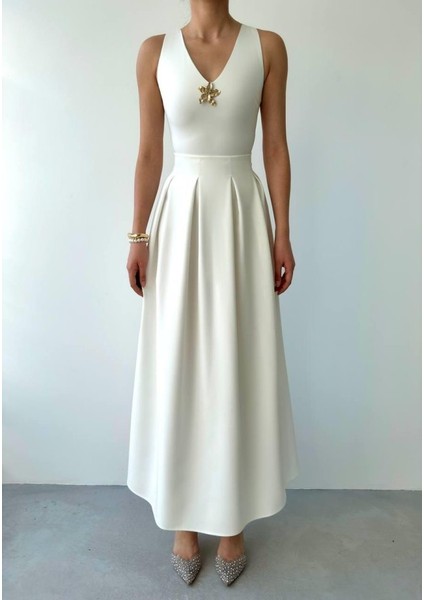 Late Yıldız Detaylı Elbise fiyatları