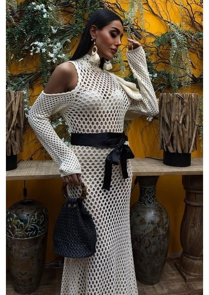 Saten Kuşaklı Ajurlu Triko Elbise 2847