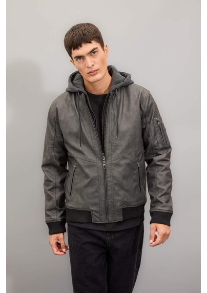 Su İtici Slim Fit Dar Kesim Çıkarılabilir Kapüşonlu Fermuarlı Cepli Suni Deri Mont N9682AZ24WN modelleri