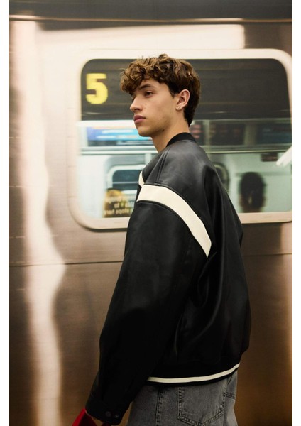 Regular Fit Kolej Yaka Bomber Fermuarlı Mevsimlik Hafif Mont C5844AX24AU fırsatları