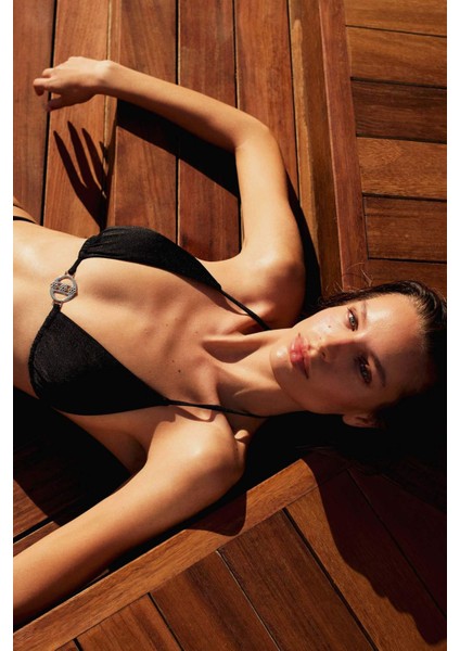 Declara x DeFacto Üçgen Bikini Üstü C5806AX24HS