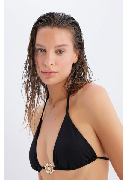 Declara x DeFacto Üçgen Bikini Üstü C5806AX24HS indirimleri