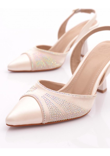 01 Kadin Silver Taşli Sivri Burun Topuklu Ayakkabi fırsatları