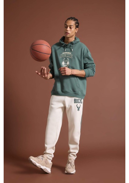 Fit NBA Milwaukee Bucks Standart Fit Cepli Kalın Jogger Eşofman Altı Z6055AZ24WN fiyatları