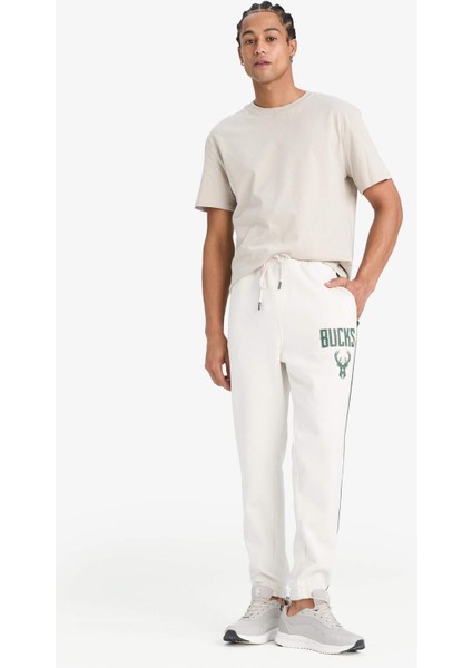Fit NBA Milwaukee Bucks Standart Fit Cepli Kalın Jogger Eşofman Altı Z6055AZ24WN fırsatları