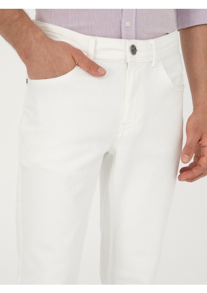 Erkek Beyaz Slim Fit Pamuk Karışımlı Jean Pantolon 50293296-VR013 indirimleri