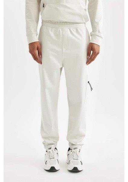 Fit Sporcu Jogger Eşofman Altı Standart Fit Skuba Dalgıç Kumaş Fermuar Cepli Standart Paça D1952AX24AU
