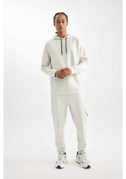 Fit Sporcu Jogger Eşofman Altı Standart Fit Skuba Dalgıç Kumaş Fermuar Cepli Standart Paça D1952AX24AU fırsatları