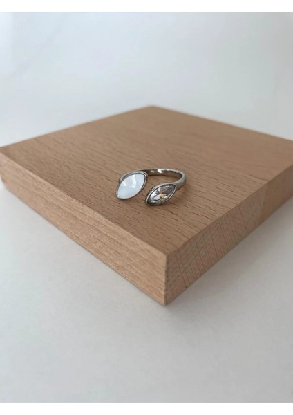 Elips Model Ayarlanabilir Taşlı Yüzük fiyatları