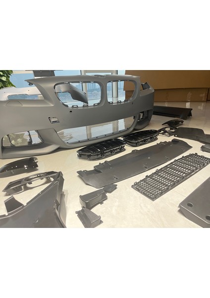 Bmw F10 Ön Tampon ve Panjur Seti M-Tech Lcı