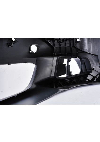 Bmw F10 Ön Tampon ve Panjur Seti M-Tech Lcı