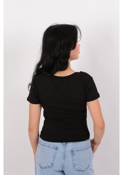 S0018063 Kadın T-Shirt fırsatları