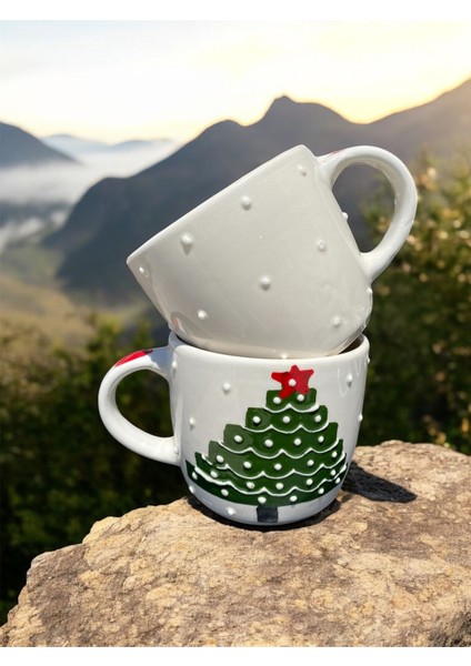 El Yapımı Yılbaşı Temalı El Boyaması Çam Ağacı Desenli Hediyelik 2'li Seramik Kupa fırsatları