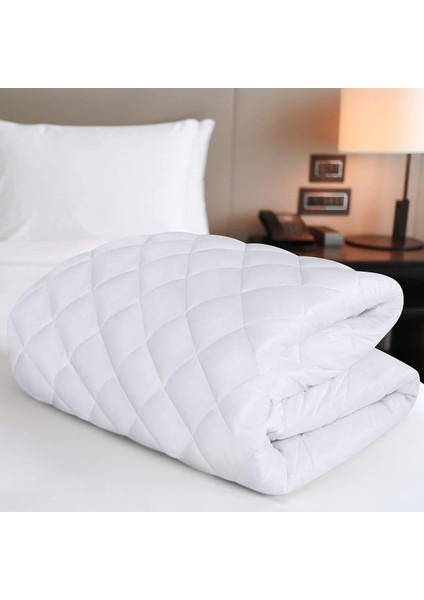 | %100 Mikrofiber Sıvı Geçirmez Kapitoneli Fitted Yatak Alezi Bebek 60X120
