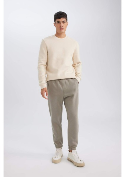 Jogger Eşofman Altı Standart Fit Basic Düz Beli Bağcıklı Lastikli Paça Cepli A6468AX24AU