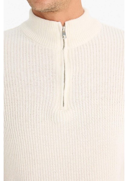 Relax Fit Renk Bloklu Dik Yaka Yarım Fermuarlı Triko Kazak Y0623Az24Au indirimleri