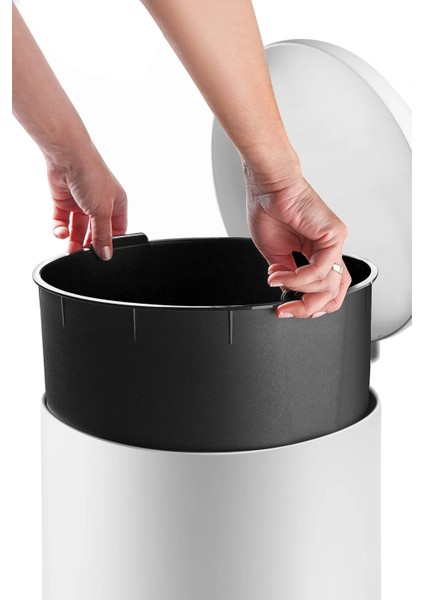 Paslanmaz Çelik Bombe Kapaklı Çöp Kovası 40 Litre Mat Beyaz modelleri