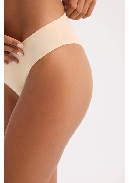 Lazer Kesim Brazilian Külot-Fall in Love B2415AX24AU fırsatları