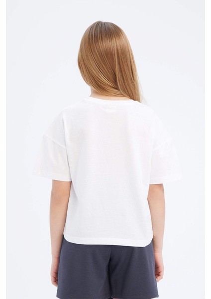 Kız Çocuk Relax Fit Bisiklet Yaka Basic Düz Kısa Kollu Tişört Z5095A625SM fırsatları