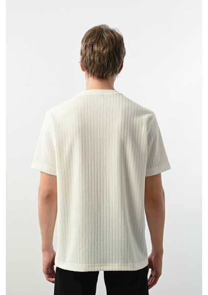 Bisiklet Yaka Dokulu Erkek T-Shirt indirimleri