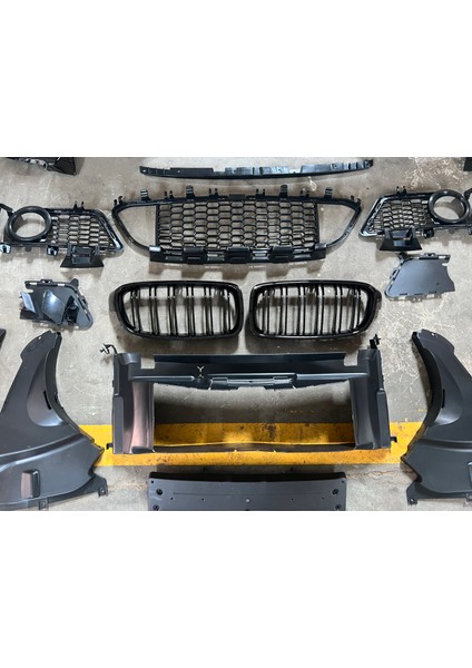 Bmw F30 Ön Tampon ve Panjur Seti M-Tech