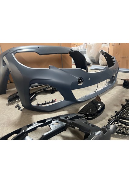 Bmw G20 Ön Tampon ve Panjur Seti M-Tech