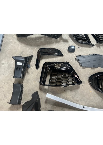 Bmw G20 Ön Tampon ve Panjur Seti M-Tech