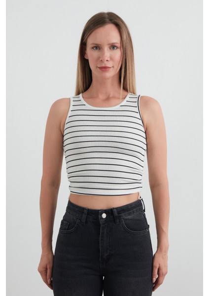 Çizgili Yanları Stoperli Halter Yaka Body