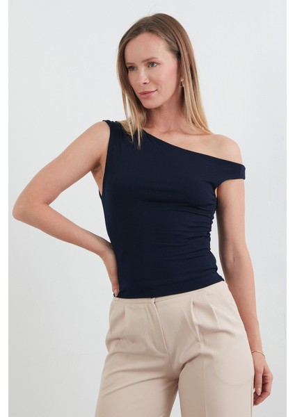 Yanları Drapeli Tek Kol Bluz modelleri