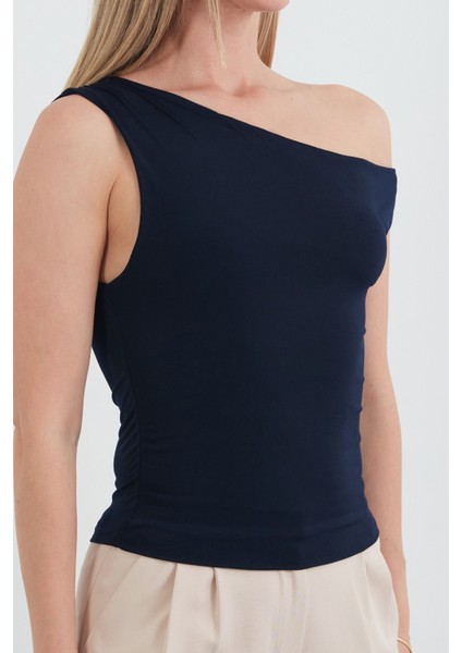 Yanları Drapeli Tek Kol Bluz indirimleri